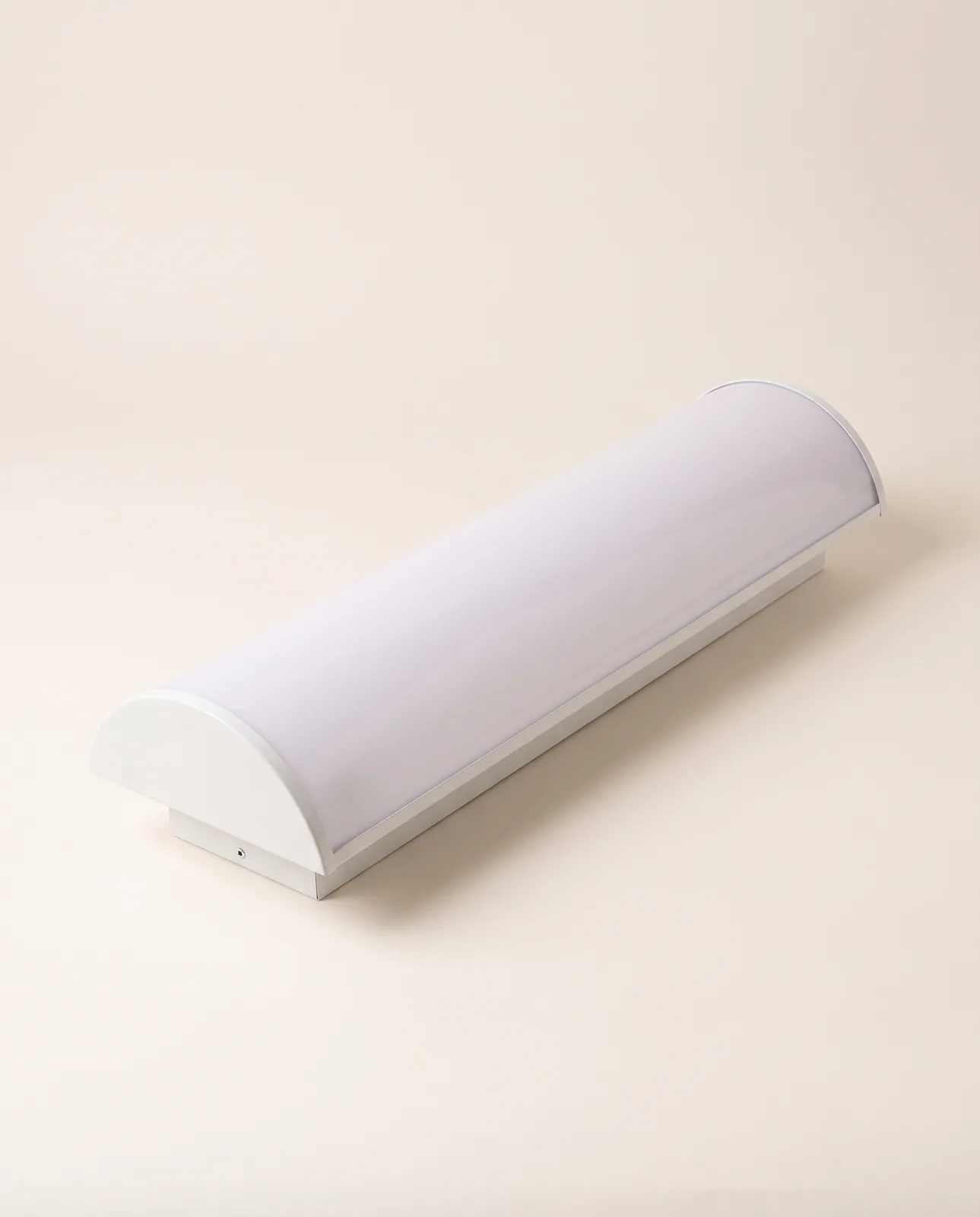 Forge 4 ft LED Wraparound